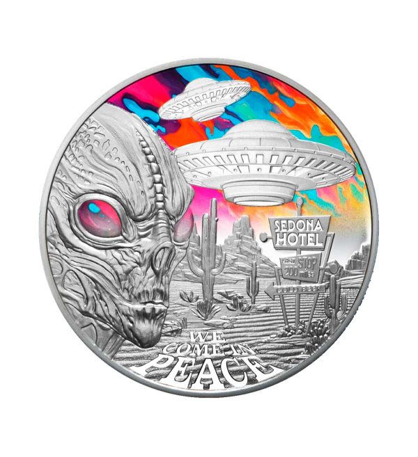 Perspectiva frontal de la cruz de la moneda de plata Encuentros extraterrestres de 1oz de 2024, que muestra a un alienígena en uno de los laterales y colores psicodélicos en la parte de arriba