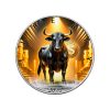 Perspectiva frontal de la cruz de la moneda de plata dorada Toro Liberty de 1oz de 2025, que muestra al toro rodeado de lingotes de oro