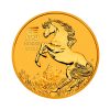 Perspectiva frontal de la cruz de la moneda de oro Año del Caballo de 2026, que muestra al animal alzando sus dos patas delanteras