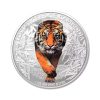 Perspectiva frontal de la cruz de la moneda de plata policromada Tigres perdidos de Camboya de 1oz de 2026