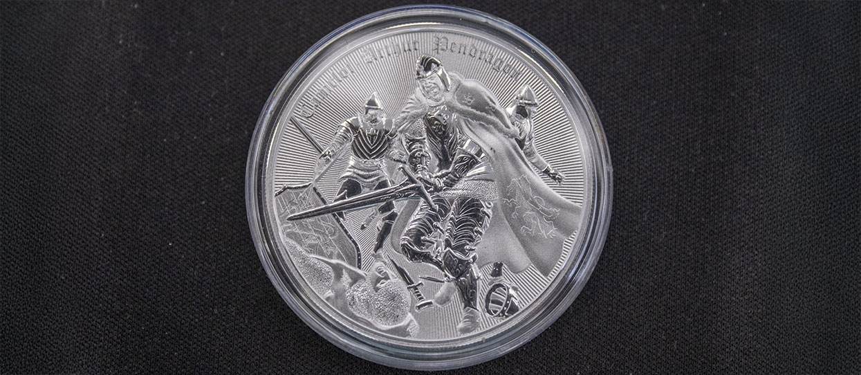 Así luce la moneda de plata de la colección Camelot del Rey Arturo